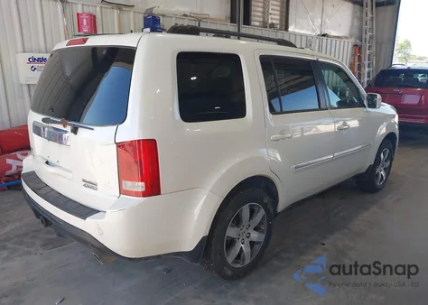 2015 Honda Pilot Touring из США, поврежденный, VIN 5FNYF4H95FB001974